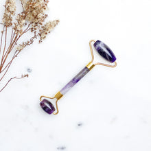Indlæs billede til gallerivisning AMETHYST – SKIN ROLLER Amazing Space