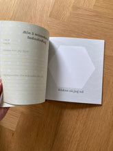 Indlæs billede til gallerivisning Hundens første bog La Lume