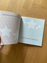 Indlæs billede til gallerivisning Hundens første bog La Lume