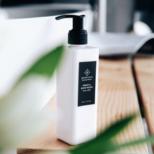 Indlæs billede til gallerivisning MANGO & BLACK PEPPER – BODY SUFFLÉ (240ML) Amazing Space