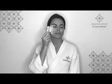 Indlæs og afspil video i gallerivisning THERMOGENIC – LED FACIAL BAR