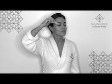 Indlæs og afspil video i gallerivisning GREEN WAVE – JADE – FACIAL GUA SHA