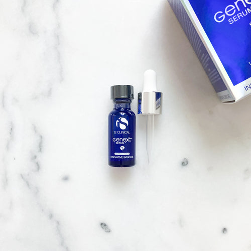 IS Clinical GeneXC Serum, en banebrydende formel inden for avanceret hudpleje. Dette serum kombinerer nøje udvalgte ingredienser for at fremme genetisk respons og forbedre hudens sundhed. Med kraftfulde antioxidanter, botaniske ekstrakter og avancerede peptider er IS Clinical GeneXC Serum designet til at forynge huden, reducere tegn på aldring og give en strålende glød.