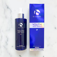 Indlæs billede til gallerivisning IS Clinical Youth Body Serum, en avanceret serumdesignet til at forynge og forbedre hudens elasticitet. Denne luksuriøse formel indeholder kraftfulde antioxidanter, botaniske ekstrakter og essentielle næringsstoffer, der arbejder sammen for at fremme en ungdommelig og strålende hud på hele kroppen. IS Clinical Youth Body Serum er det perfekte valg for at bekæmpe tegn på ældning og forny din krops hud.
