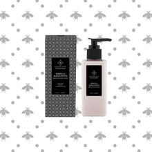 Indlæs billede til gallerivisning MANGO &amp; BLACK PEPPER – HAND &amp; BODY LOTION (100ML)
