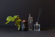 Indlæs billede til gallerivisning FICUS CANDLE – BOOST YOUR CONFIDENCE (180G) Amazing Space
